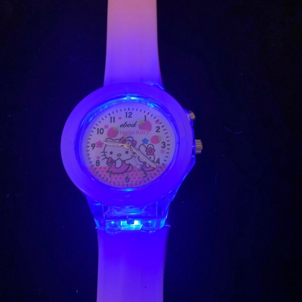 Sanrio LED Hello Kitty Watches for Children - Picture 4 of 8